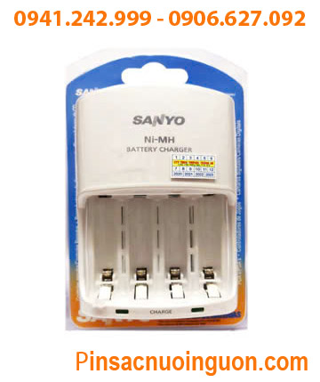 Sanyo NC-MQN06U; Máy sạc pin Sanyo NC-MQN06U _04 khe sạc _Sạc được 1,2,3,4 pin AA-AAA_tự ngắt khi pin đầy